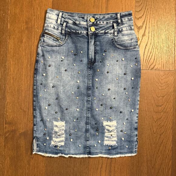 Denim Penicil Skirt Embellished with Distressing Size 6 Hapuk - Picture 1 of 6